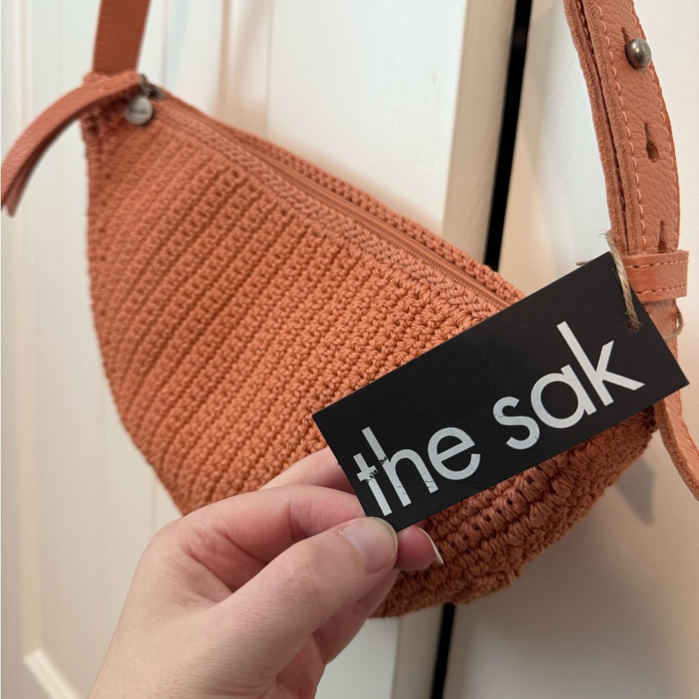 The Sak Tess Woven Crossbody Bag. NWT - Picture 3 of 3